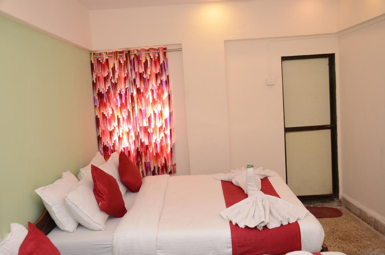 Anil Guest House Mumbai  Buitenkant foto
