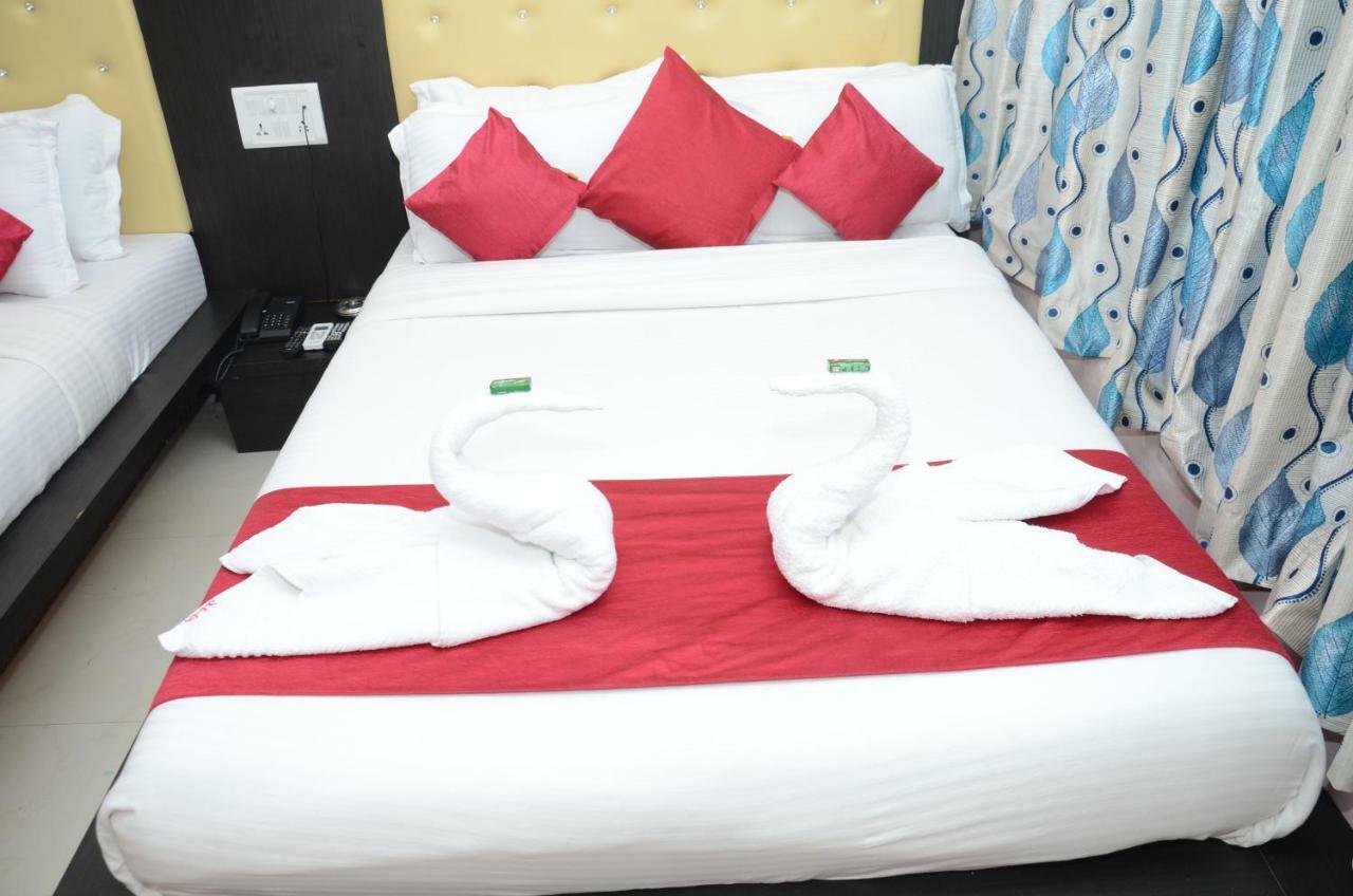 Anil Guest House Mumbai  Buitenkant foto